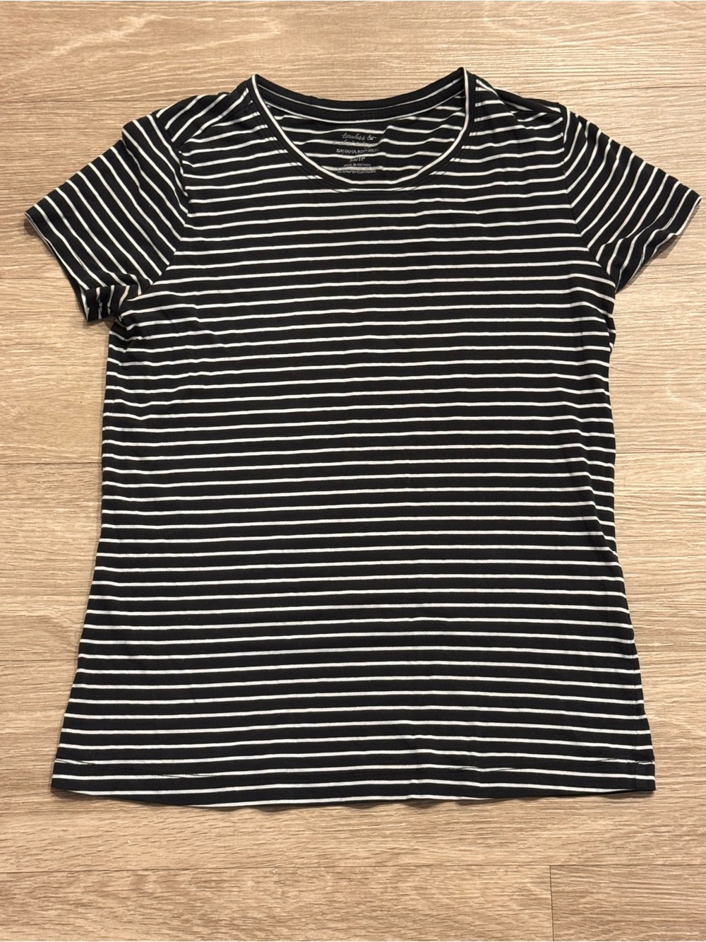 Banana Republic Black & White Striped Short Sleeve Tee